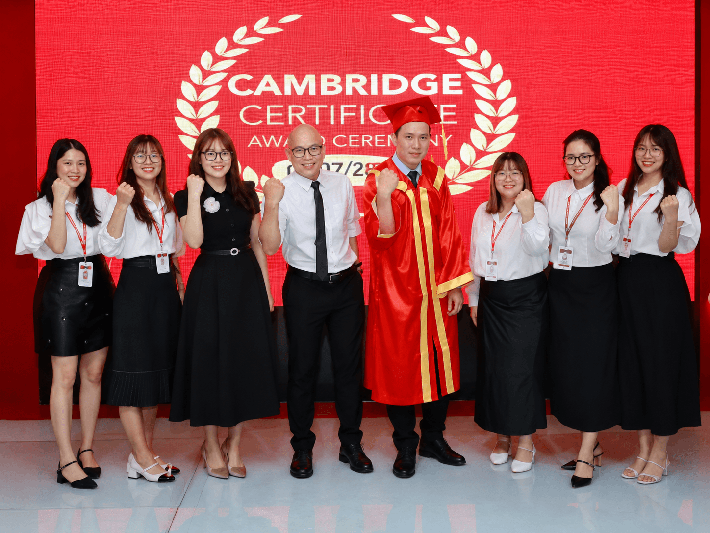 Lễ trao chứng chỉ Cambridge tại NES
